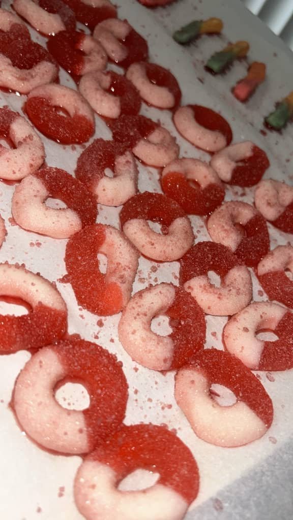 Edibles Peach Rings - 500MG - Image 2